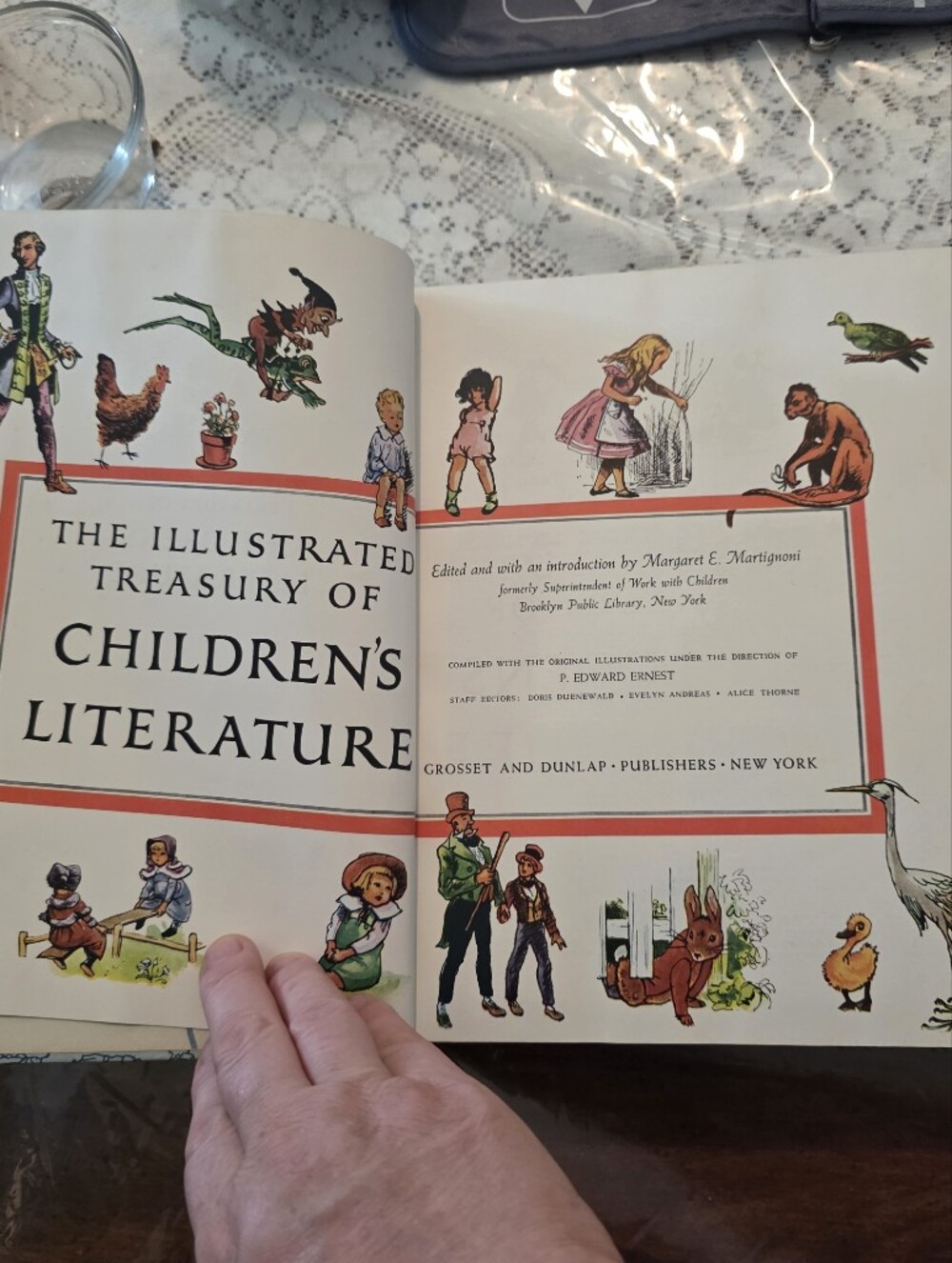 The Illustrated Treasury of Children's Literature illustrated hardcover 1955 G&D